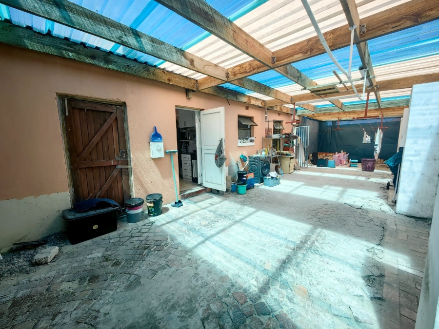 To Let 2 Bedroom Property for Rent in Bay View Western Cape
